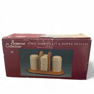 Vintage Somerset Collection White Ribbed Salt & Pepper Shakers w/NaturalHardwood